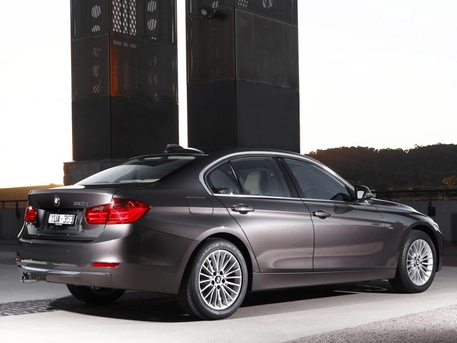  BMW 320d Sedan Modern Line 2012 года  (AU) (фото 14 из 16)